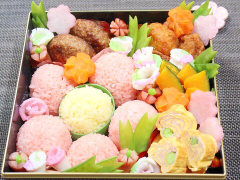 行楽に♪春のお弁当に♪お花いっぱい♪お花見弁当